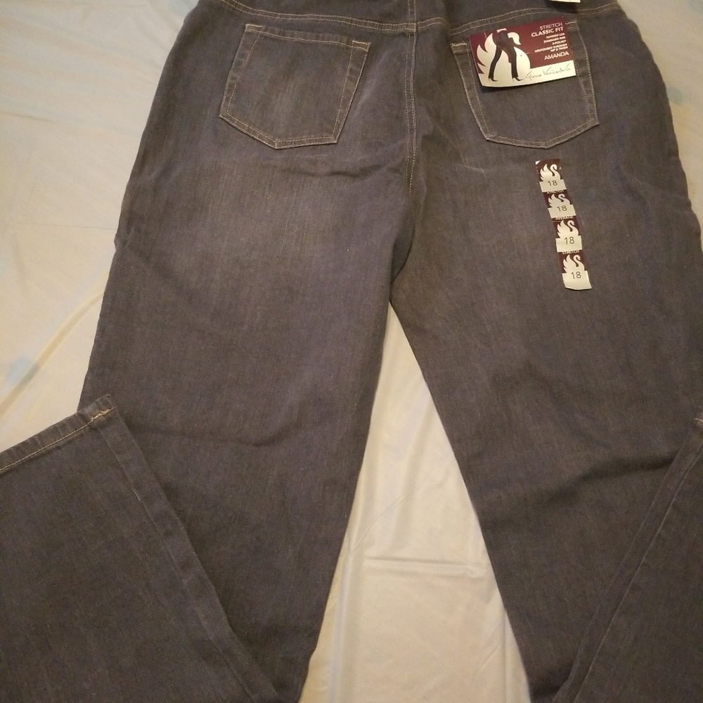 Gloria Vanderbilt Amanda jeans